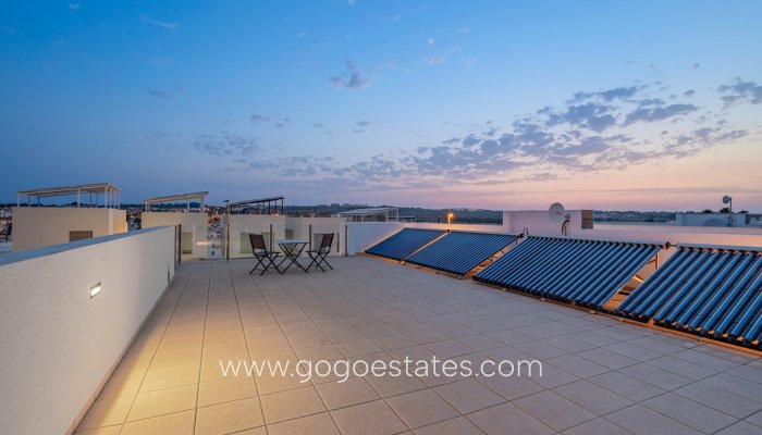 Te koop - Huis - Vrijstaande Villa - Orihuela - Villamartin