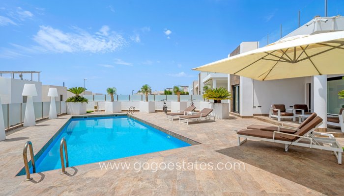 Te koop - Huis - Vrijstaande Villa - Orihuela - Villamartin