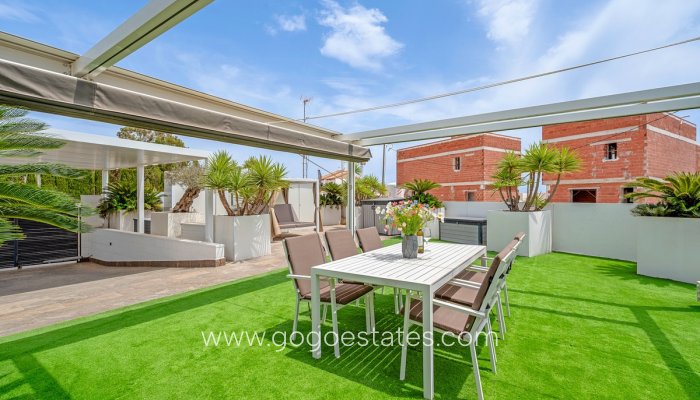 Te koop - Huis - Vrijstaande Villa - Orihuela - Villamartin