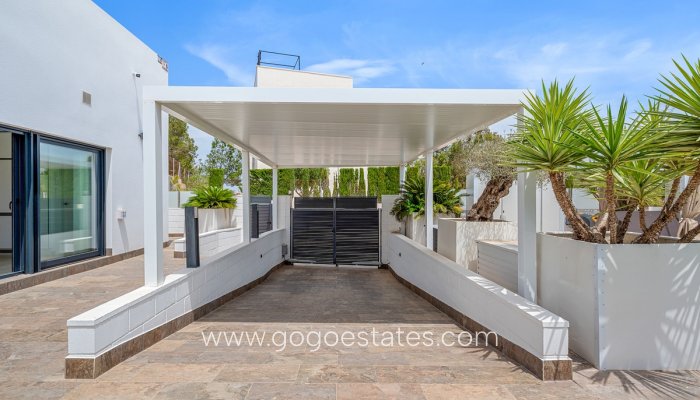 Te koop - Huis - Vrijstaande Villa - Orihuela - Villamartin