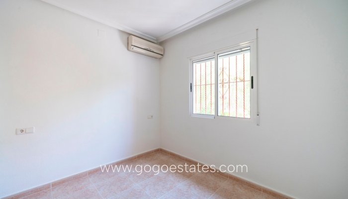 Te koop - Huis - Vrijstaande Villa - Algorfa - Algorfa Centro