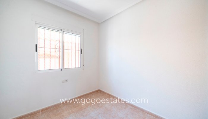 Te koop - Huis - Vrijstaande Villa - Algorfa - Algorfa Centro