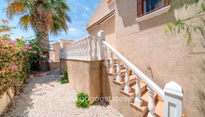 Te koop - Huis - Vrijstaande Villa - Algorfa - Algorfa Centro