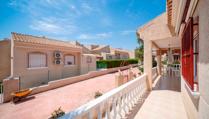 Te koop - Huis - Vrijstaande Villa - Algorfa - Algorfa Centro