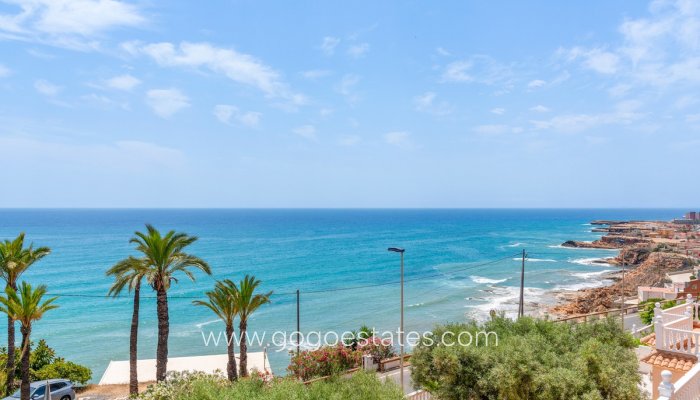 Te koop - Huis - Vrijstaande Villa - Torrevieja - Torrevieja Centro