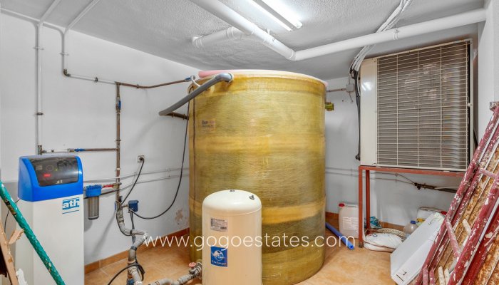 Te koop - Huis - Vrijstaande Villa - Torrevieja - Torrevieja Centro