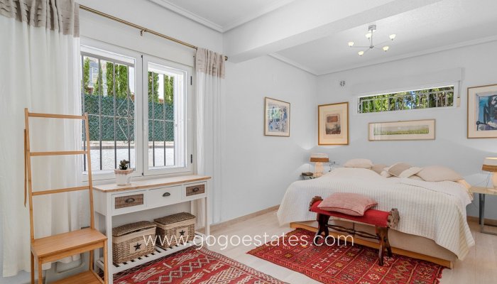 Te koop - Huis - Vrijstaande Villa - Rojales - Ciudad Quesada