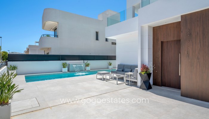 Te koop - Huis - Vrijstaande Villa - Guardamar del Segura - Guardamar del Segura Centro