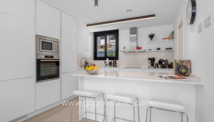 Te koop - Huis - Vrijstaande Villa - Guardamar del Segura - Guardamar del Segura Centro