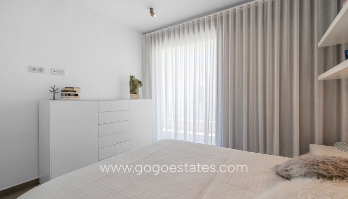 Te koop - Huis - Vrijstaande Villa - Guardamar del Segura - Guardamar del Segura Centro