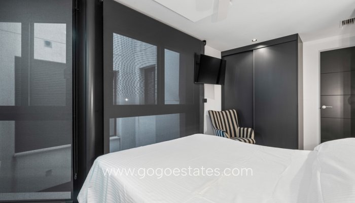 Te koop - Appartement - Appartement op de middelste verdieping - Formentera de Segura - Formentera Del Segura