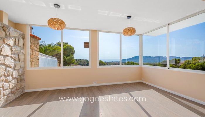 Te koop - Huis - Vrijstaande Villa - La Nucía - La Nucia Centro