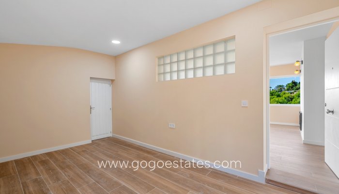 Te koop - Huis - Vrijstaande Villa - La Nucía - La Nucia Centro