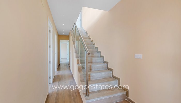 Te koop - Huis - Vrijstaande Villa - La Nucía - La Nucia Centro