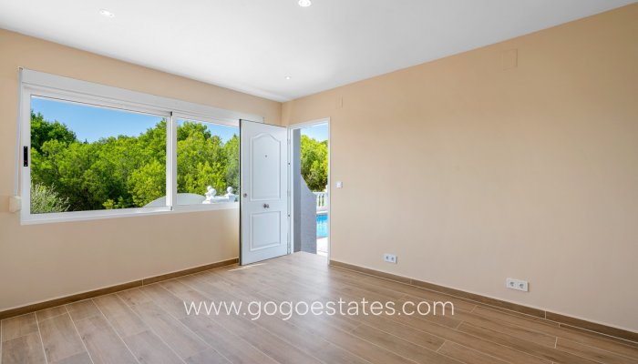 Te koop - Huis - Vrijstaande Villa - La Nucía - La Nucia Centro