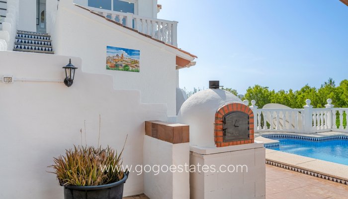 Te koop - Huis - Vrijstaande Villa - La Nucía - La Nucia Centro