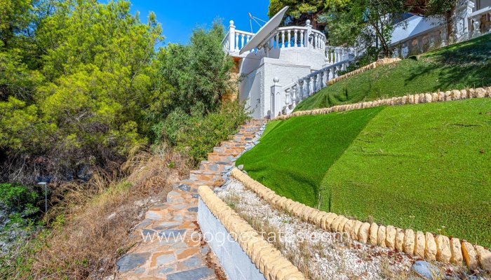 Te koop - Huis - Vrijstaande Villa - La Nucía - La Nucia Centro