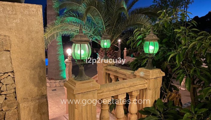 Te koop - Huis - Vrijstaande Villa - Benissa - Benissa Centro