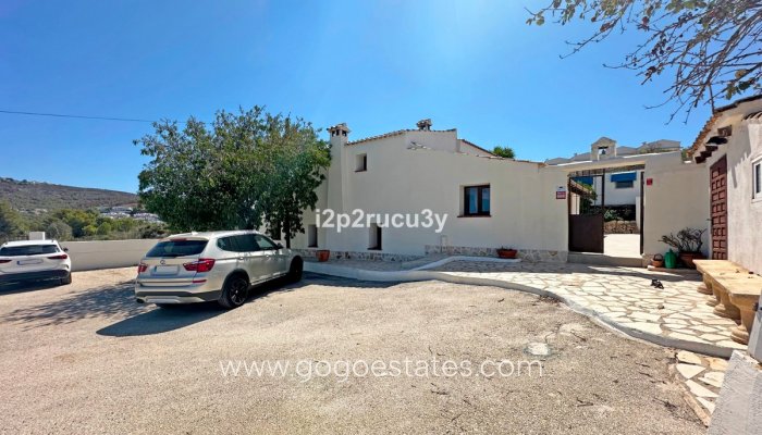 Te koop - Huis - Vrijstaande Villa - Teulada - Moraira