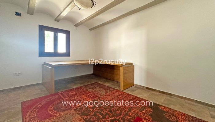 Te koop - Huis - Vrijstaande Villa - Teulada - Moraira