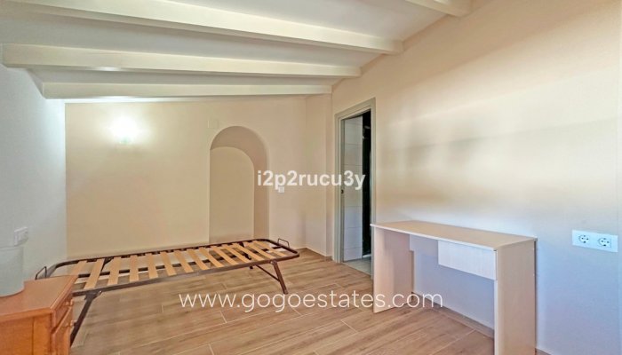 Te koop - Huis - Vrijstaande Villa - Teulada - Moraira