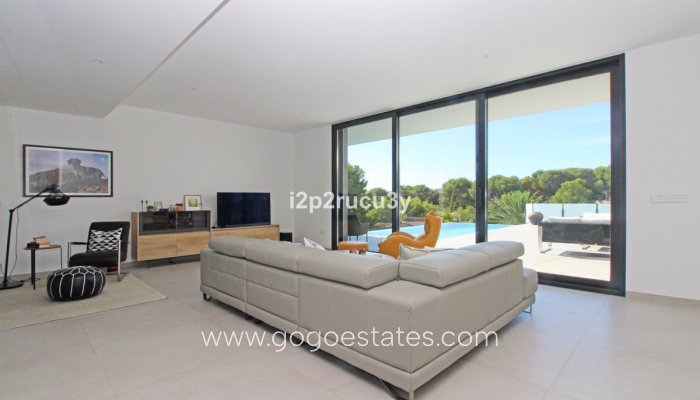 Te koop - Huis - Vrijstaande Villa - Teulada - Moraira