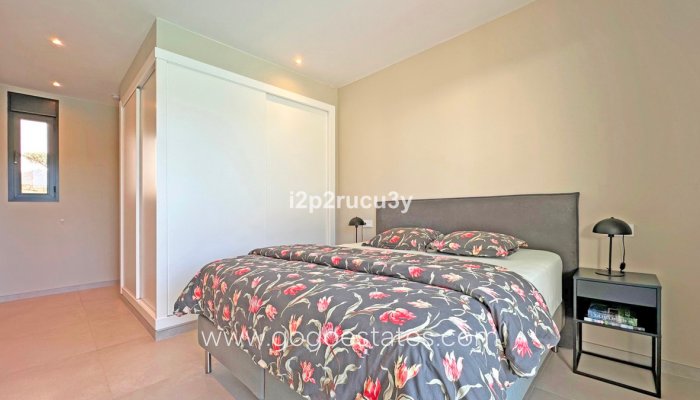 Te koop - Huis - Vrijstaande Villa - Teulada - Moraira