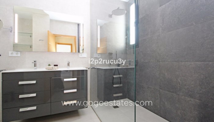 Te koop - Huis - Vrijstaande Villa - Teulada - Moraira