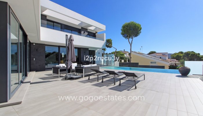 Te koop - Huis - Vrijstaande Villa - Teulada - Moraira