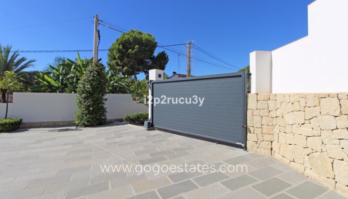 Te koop - Huis - Vrijstaande Villa - Teulada - Moraira