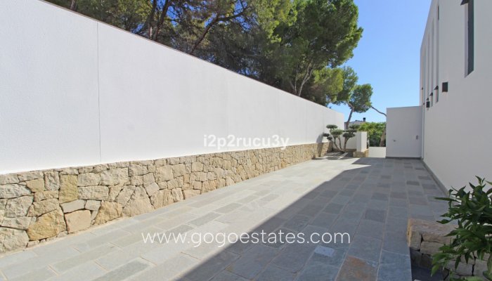 Te koop - Huis - Vrijstaande Villa - Teulada - Moraira