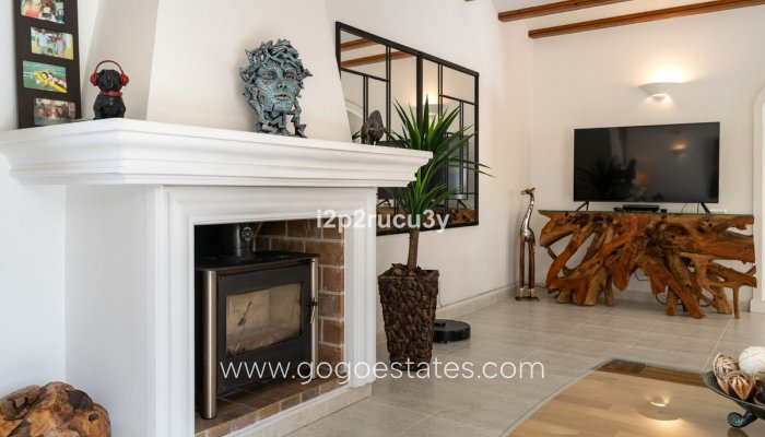 Te koop - Huis - Vrijstaande Villa - Teulada - Moraira