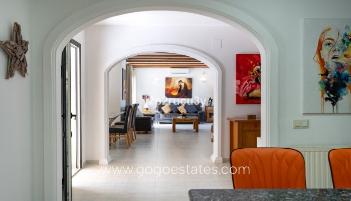 Te koop - Huis - Vrijstaande Villa - Teulada - Moraira