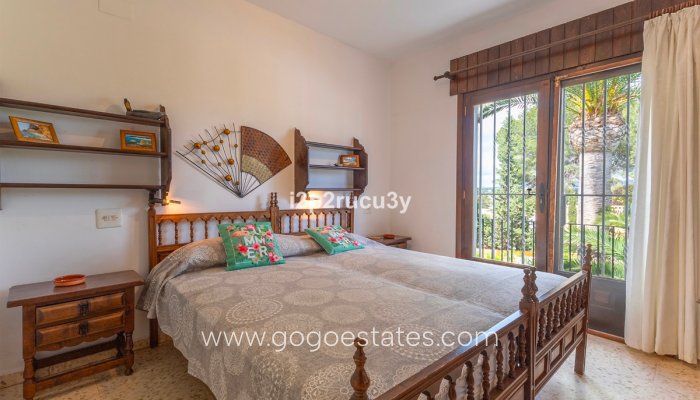 Te koop - Huis - Vrijstaande Villa - Teulada - Moraira