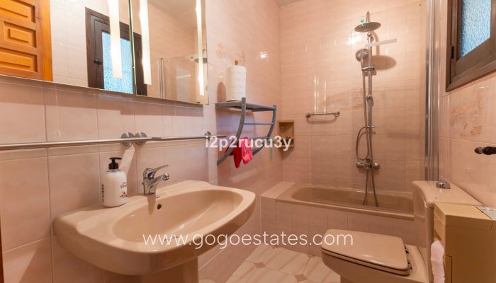 Te koop - Huis - Vrijstaande Villa - Teulada - Moraira