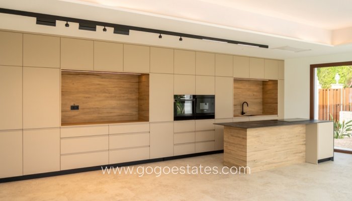 Wiederverkauf - Haus - Freistehende Villa - Benissa - Benissa Centro