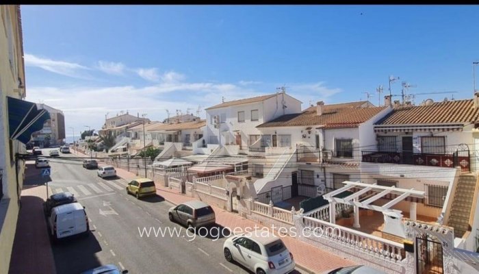 Te koop - Appartement - Appartement op de middelste verdieping - Torrevieja - Torrevieja Centro