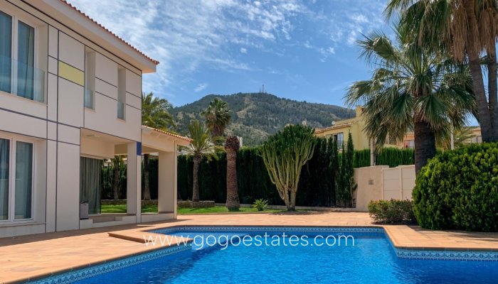 Te koop - Huis - Vrijstaande Villa - l'Alfas del Pi - Albir