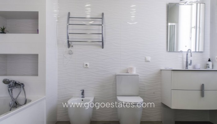 Te koop - Huis - Vrijstaande Villa - l'Alfas del Pi - Albir