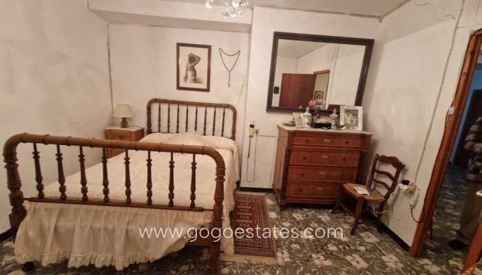 Te koop - Huis - Vrijstaande Villa - Relleu - Relleu Centro