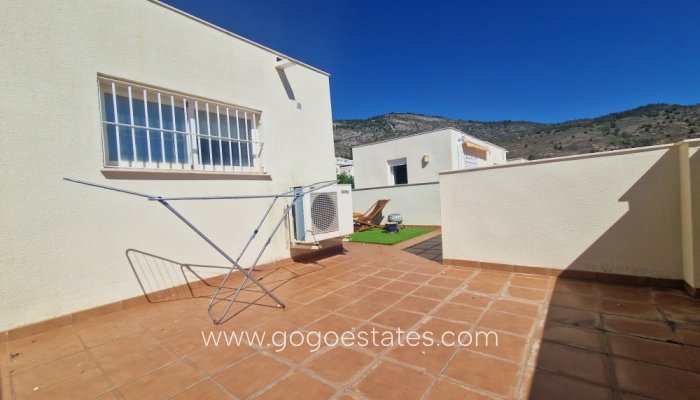 Te koop - Huis - Halfvrijstaande woning - Relleu - Relleu Centro