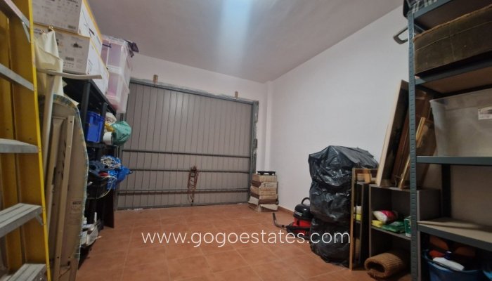 Te koop - Huis - Halfvrijstaande woning - Relleu - Relleu Centro