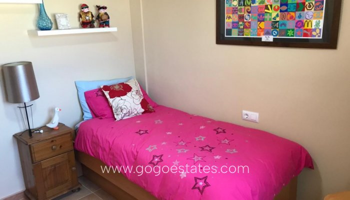 Te koop - Huis - Halfvrijstaande woning - Relleu - Relleu Centro