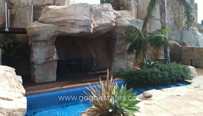 Te koop - Huis - Vrijstaande Villa - La Nucía - La Nucia Centro