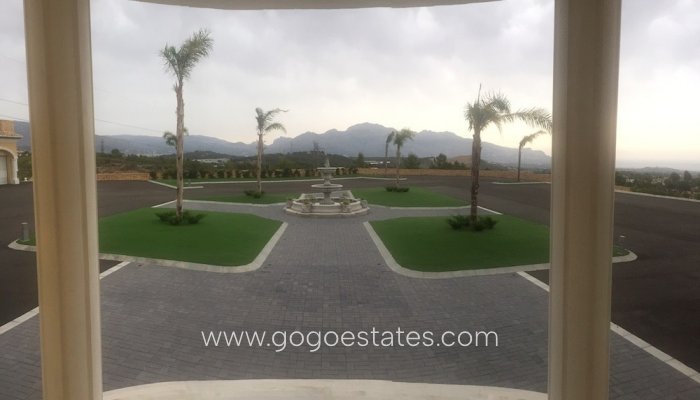 Te koop - Huis - Vrijstaande Villa - La Nucía - La Nucia Centro