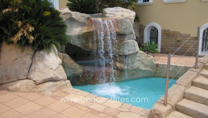 Te koop - Huis - Vrijstaande Villa - La Nucía - La Nucia Centro