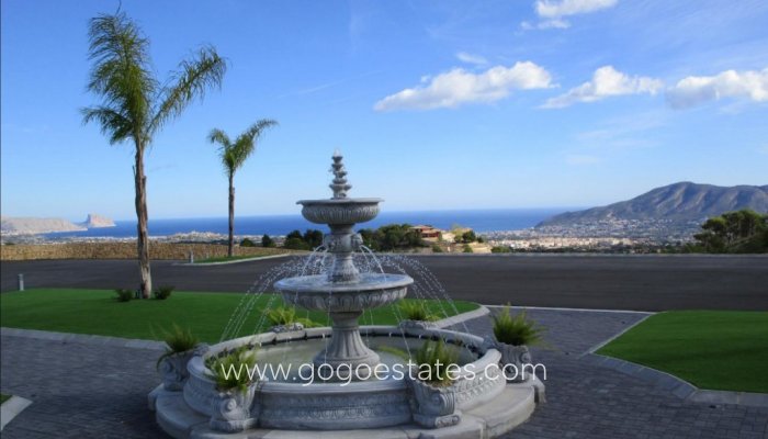 Te koop - Huis - Vrijstaande Villa - La Nucía - La Nucia Centro