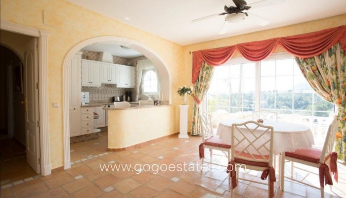 Te koop - Huis - Vrijstaande Villa - La Nucía - La Nucia Centro