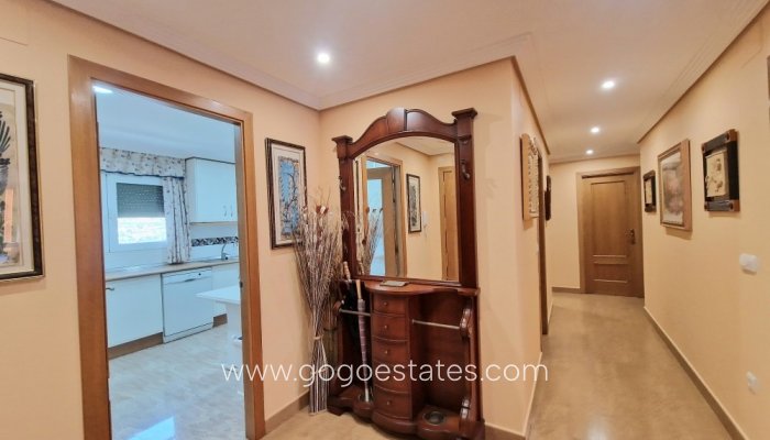 Te koop - Appartement - Appartement op de middelste verdieping - Benidorm - Benidorm Centro