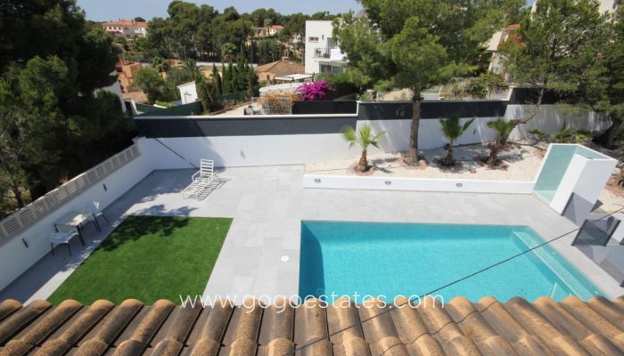 Te koop - Huis - Vrijstaande Villa - La Nucía - La Nucia Centro